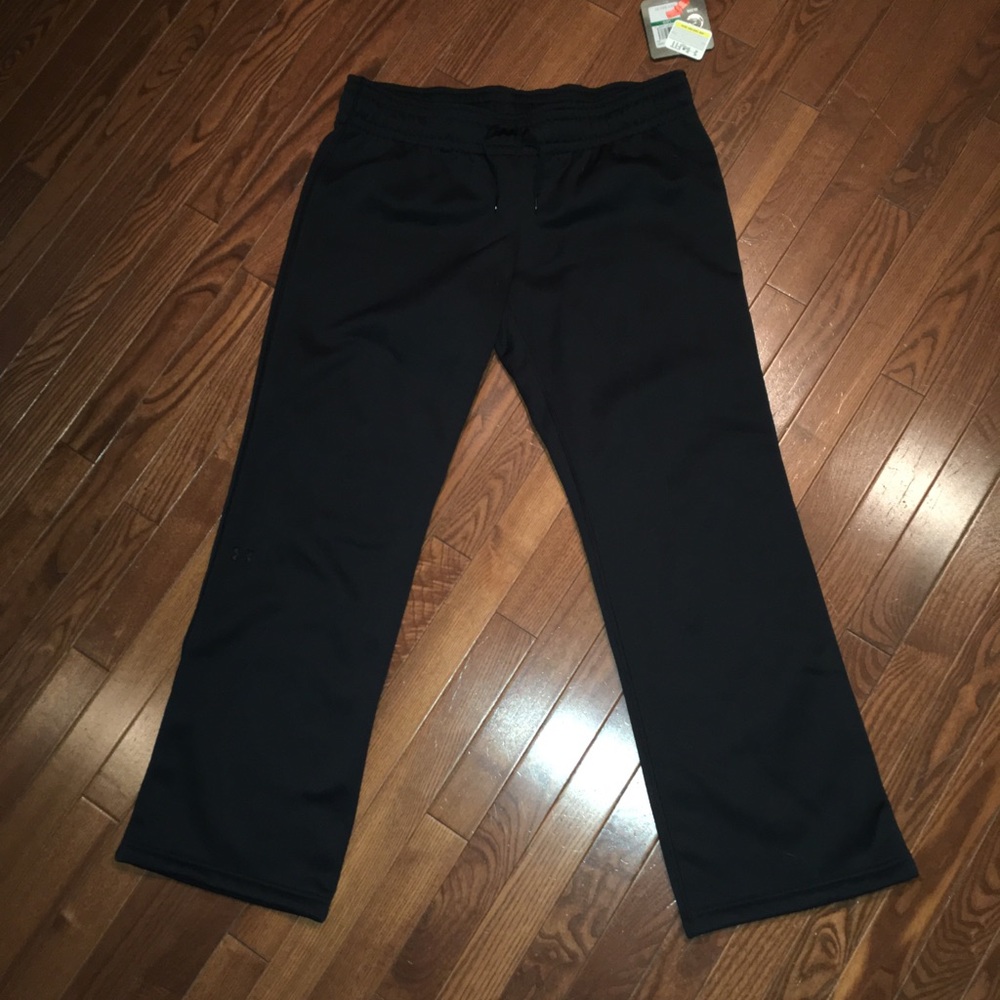 New Women’s Under Armour Sweatpants